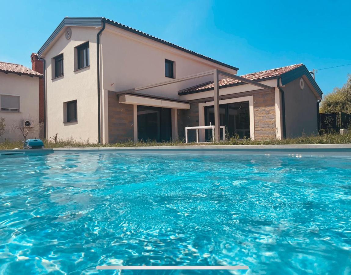 Paradise Villas With Swimming Pool Koper Buitenkant foto
