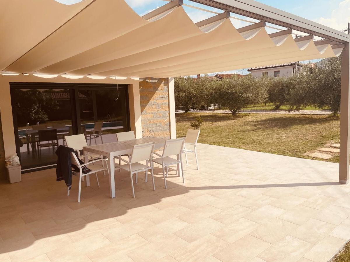 Paradise Villas With Swimming Pool Koper Buitenkant foto